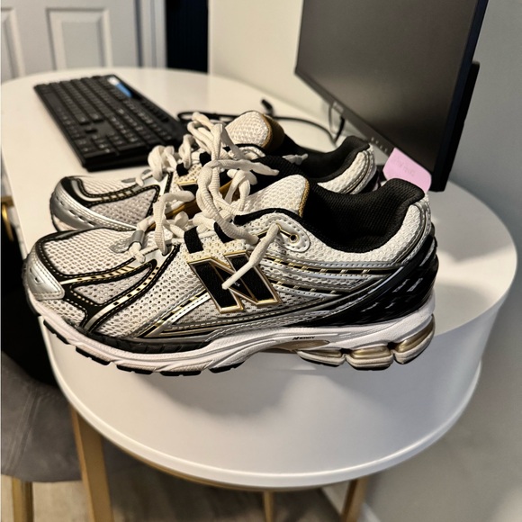 New Balance 1906r Men’s 8 - Picture 3 of 5